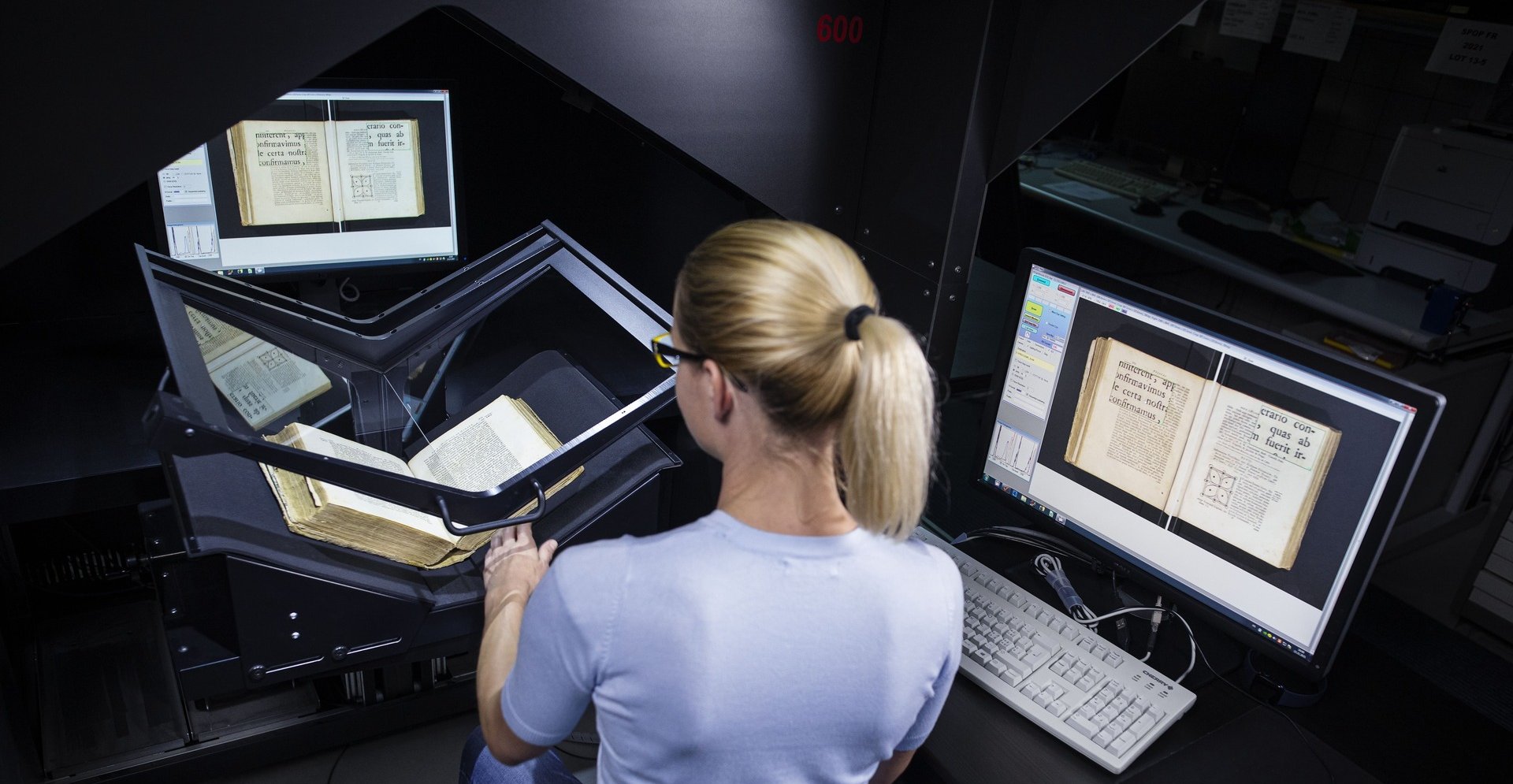 Linearführungen von Franke in voll- und teilautomatischen Buchscannern für 4DigitalBooks 